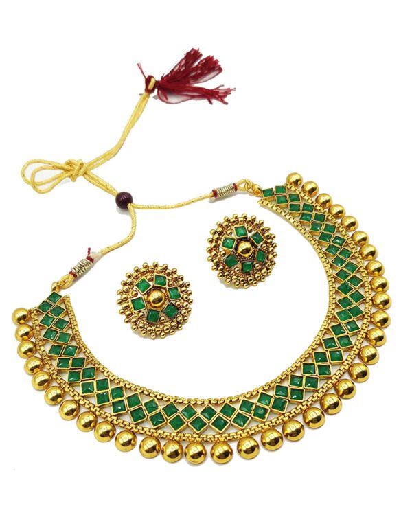 Emerald Royale Pearl Set