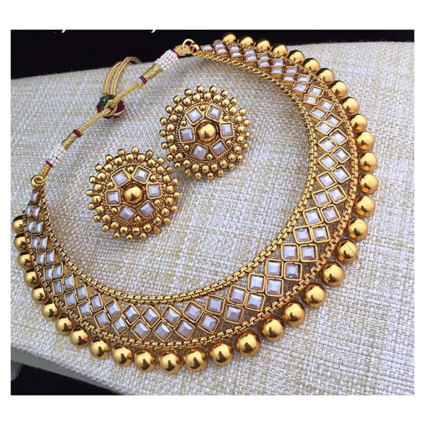 Pearl Glow Choker Set - Image 2
