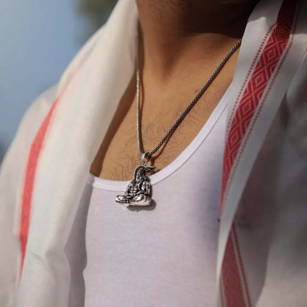 Divine Protector Hanuman Ji Silver Locket - Image 3