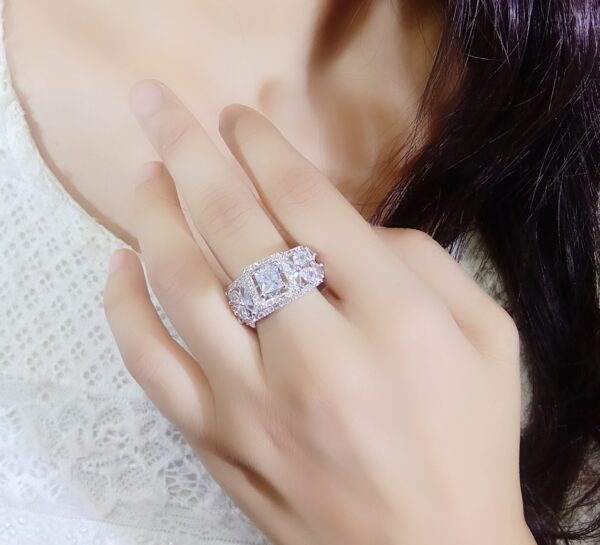 Glamora Ring - Image 2